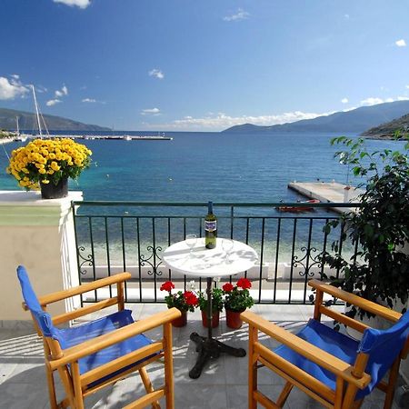 Alexis Studios And Apartments Agia Efimia Eksteriør bilde