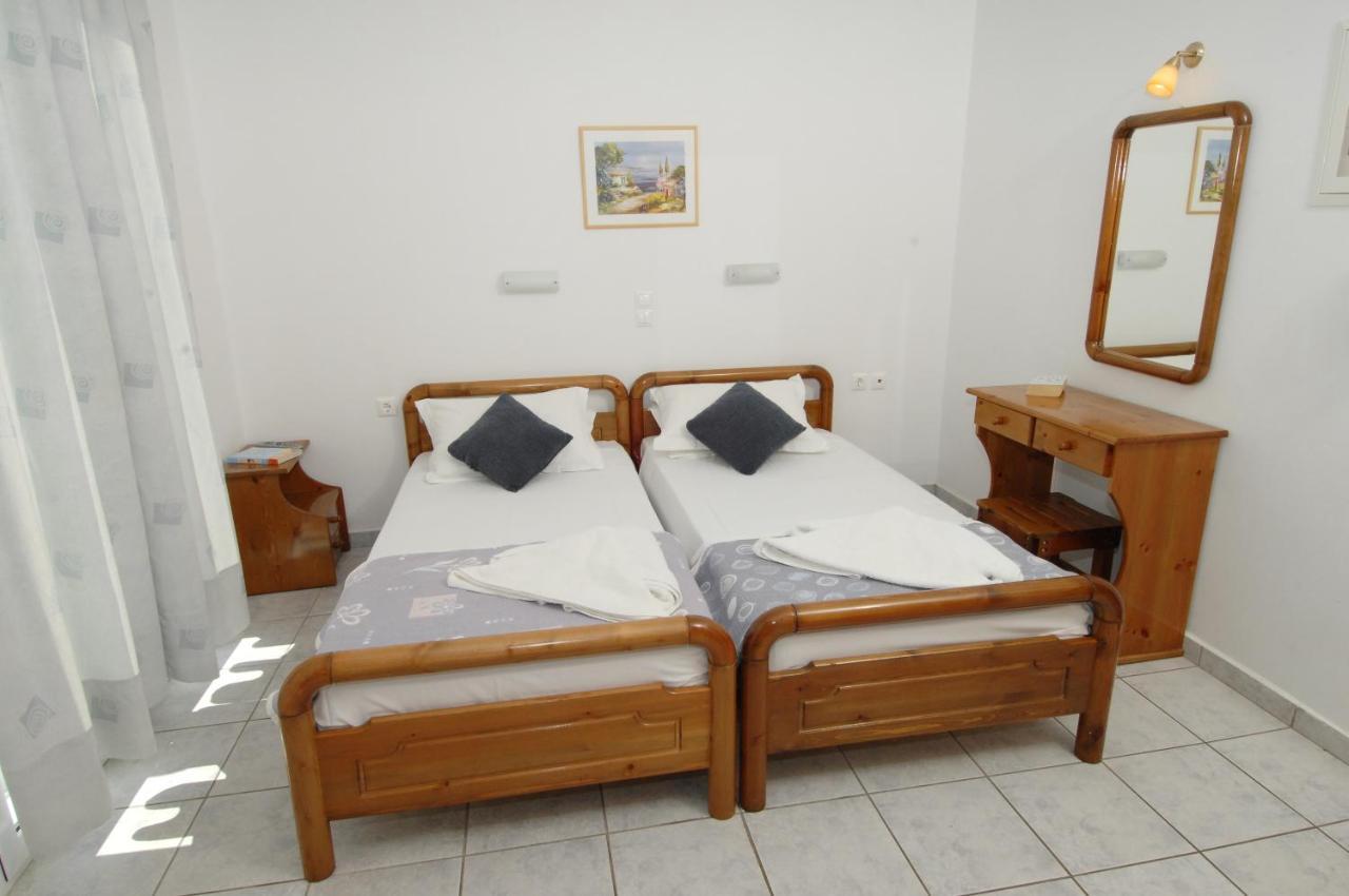 Alexis Studios And Apartments Agia Efimia Eksteriør bilde
