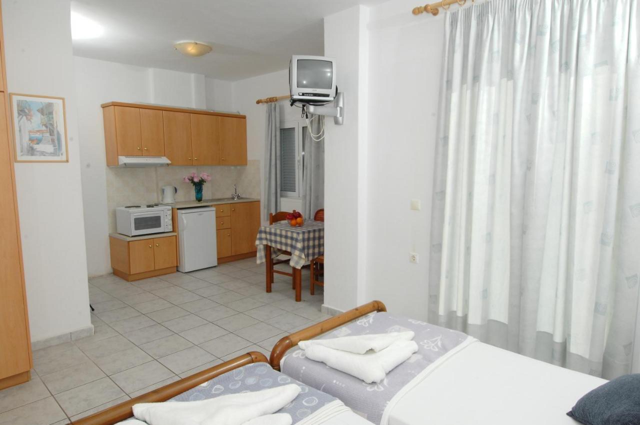 Alexis Studios And Apartments Agia Efimia Eksteriør bilde