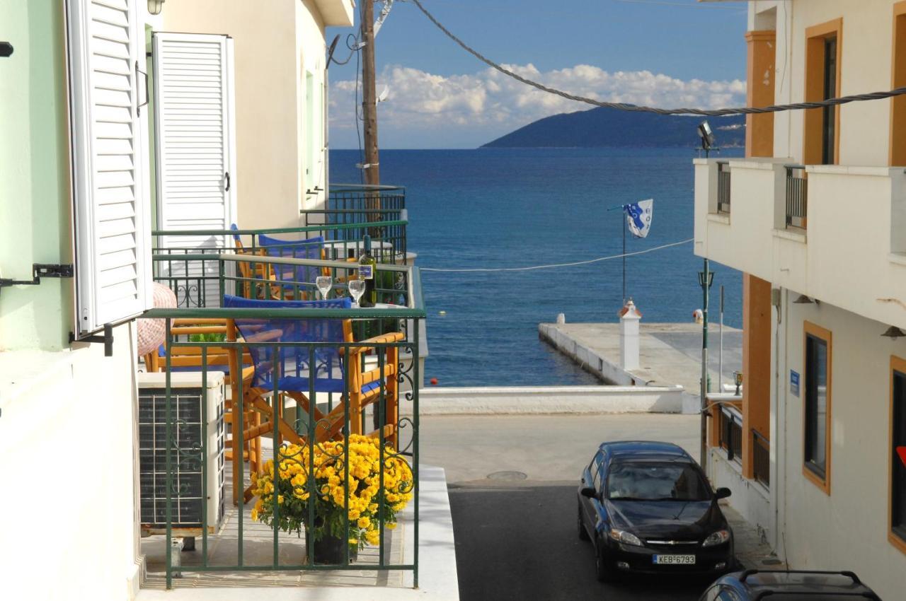 Alexis Studios And Apartments Agia Efimia Eksteriør bilde